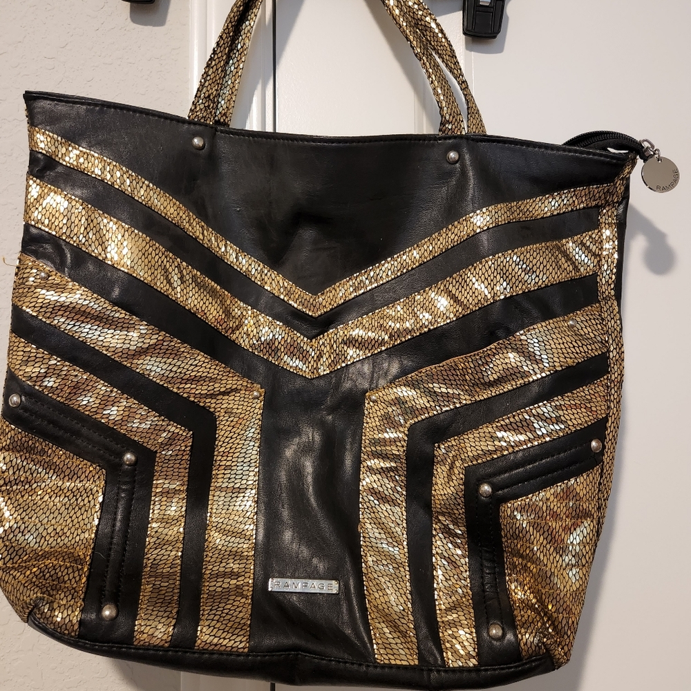 Women's Rampage purse/tote.